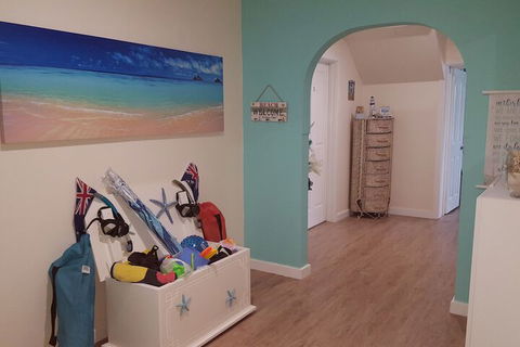 Palm Beach Guest House - Maitland Accommodation 2