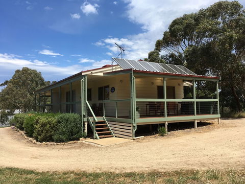 Allusion Wines Cottages - Maitland Accommodation 3