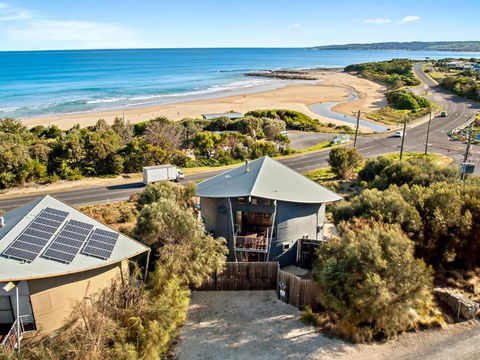Manta Ray One - Maitland Accommodation 6