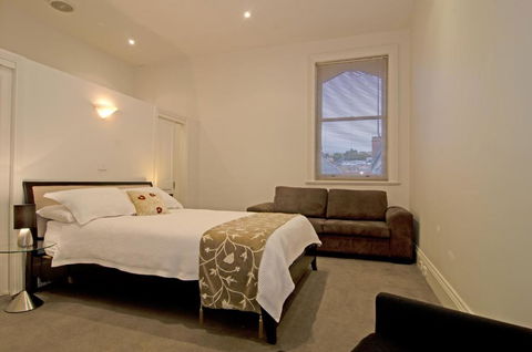 Roxburgh House Apartments - Maitland Accommodation 4