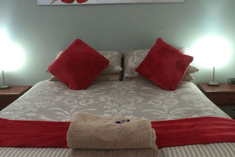 The Nosh & Nod - Avon Terrace - Maitland Accommodation 5