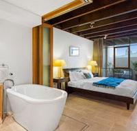 James Street Warehouse - Maitland Accommodation