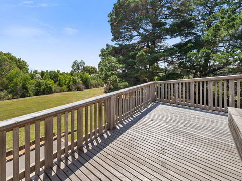 Walshan House - Maitland Accommodation 6