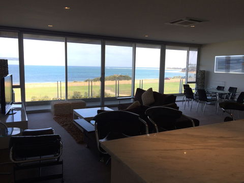 Onshore Torquay - Maitland Accommodation 5