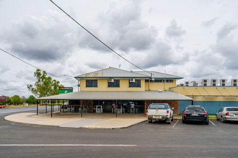 Capella Hotel Motel - Maitland Accommodation 4