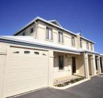 Palm Beach Manor - Maitland Accommodation