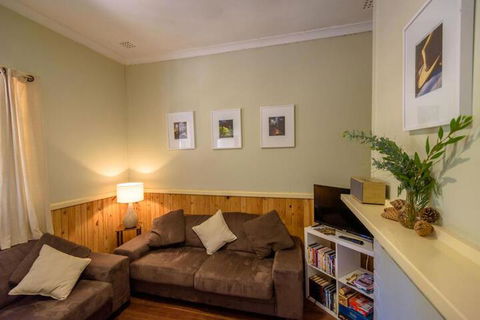 Lewana Cottages - Maitland Accommodation 5