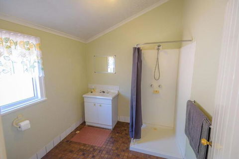 Lewana Cottages - Maitland Accommodation 6