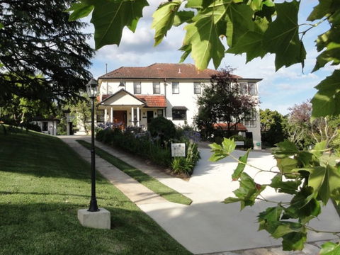 St Raphael - Maitland Accommodation 0