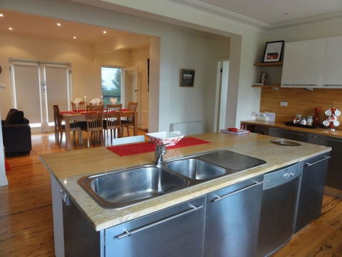 St Raphael - Maitland Accommodation 6