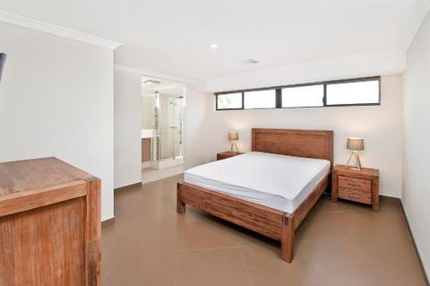 Ocean Walk Abbey Beach - Maitland Accommodation 1