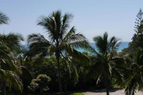 Cylinder Beach Mooloomba Unit 3 - Maitland Accommodation 7