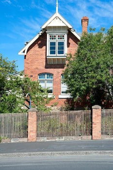 Lowena Cafe And Accommodation - Maitland Accommodation 1