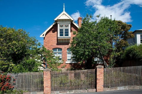 Lowena Cafe And Accommodation - Maitland Accommodation 2