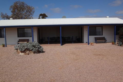 Windana Cottages - Maitland Accommodation 5