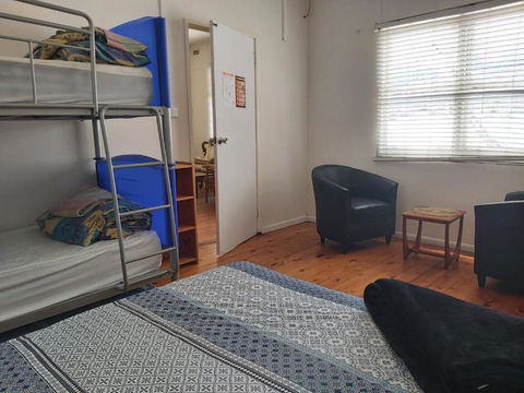 Surfside Backpacker - Maitland Accommodation 5