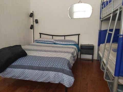 Surfside Backpacker - Maitland Accommodation 2