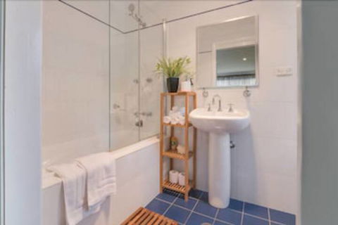 Mountainside B&B - Maitland Accommodation 5