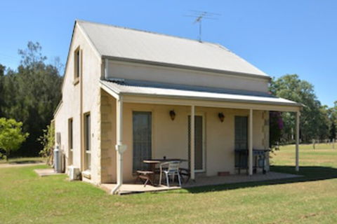 Madigan Wine Country Cottages - Maitland Accommodation 0