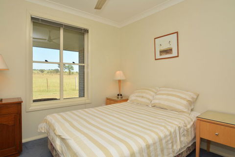 Madigan Wine Country Cottages - Maitland Accommodation 4