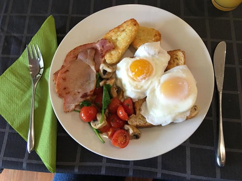 Rickaty On Blackwood - Maitland Accommodation 4