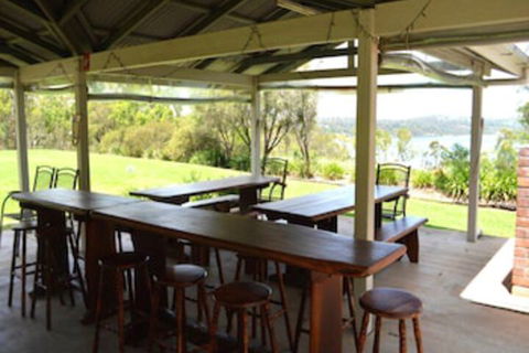 Reflections - Lake Cooby - Maitland Accommodation 0