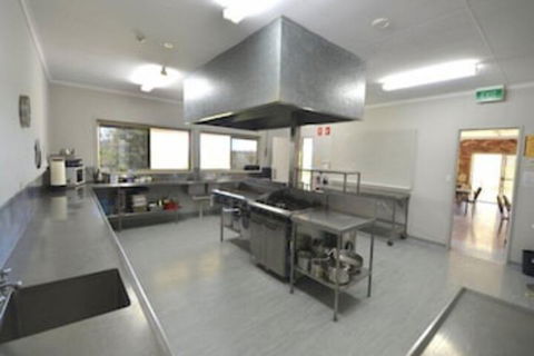 Reflections - Lake Cooby - Maitland Accommodation 6