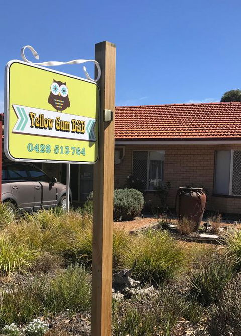 Yellow Gum Bed & Breakfast - Maitland Accommodation 2