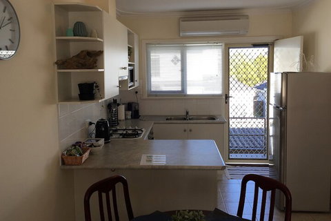 Applecross Village Apartment - Maitland Accommodation 6