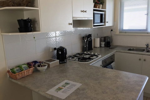 Applecross Village Apartment - Maitland Accommodation 2