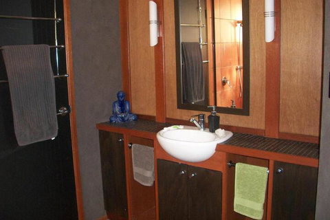 Forest Lodge: Bali Style Retreat - Maitland Accommodation 5