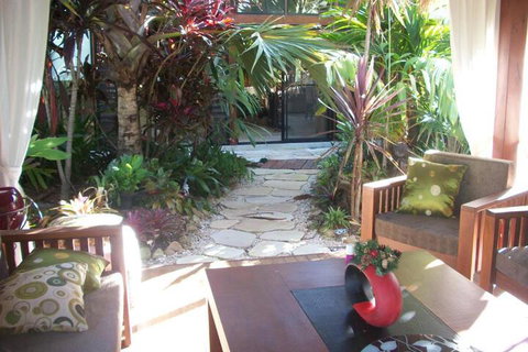 Forest Lodge: Bali Style Retreat - Maitland Accommodation 7
