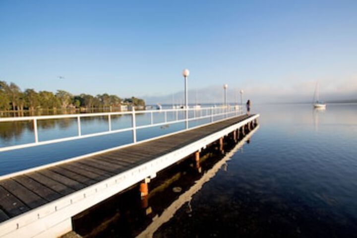 Mannering Park NSW Maitland Accommodation
