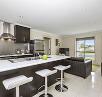 Megan Court Apartments - Maitland Accommodation