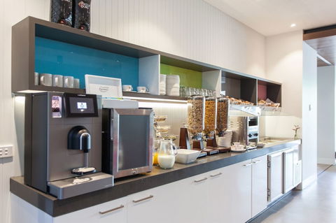 Abode St Kilda - Maitland Accommodation 1