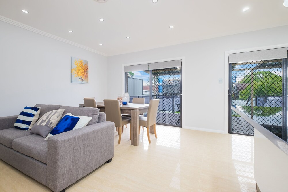 Panania NSW Maitland Accommodation