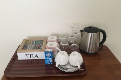 The Royal Dolphin B&B In Safety Bay - Maitland Accommodation 7