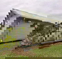 Mena Creek Flower House - Maitland Accommodation