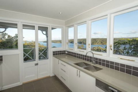 Royal National Park Cottages - Maitland Accommodation 0