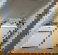 Myer House - Maitland Accommodation