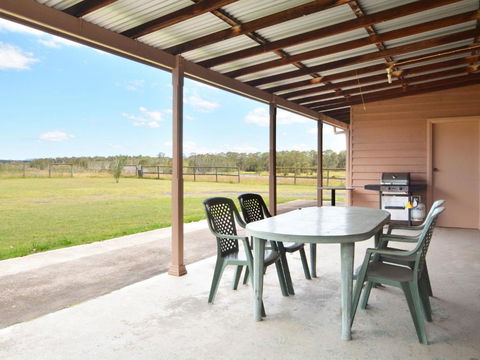 Grasmere Estate Homestead Hear The Lions Roar From Nearby Hunter Valley Zoo - Maitland Accommodation 2