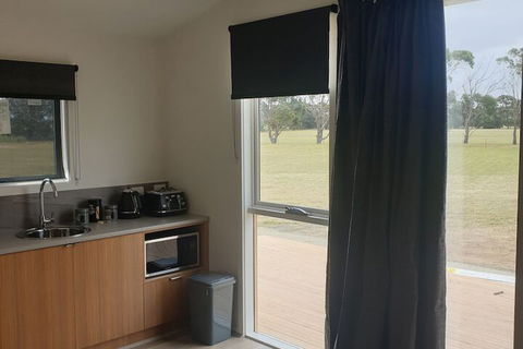 Lara Lodge - Maitland Accommodation 6