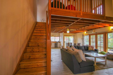 Halinka Lodge - Maitland Accommodation 5