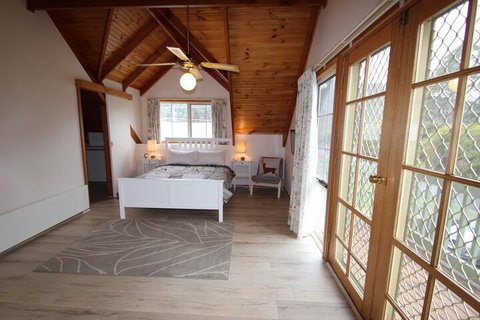 Halinka Lodge - Maitland Accommodation 4