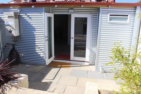 Captains Heritage Cottage - Maitland Accommodation 2