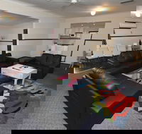 Macquarie Cottage - Maitland Accommodation