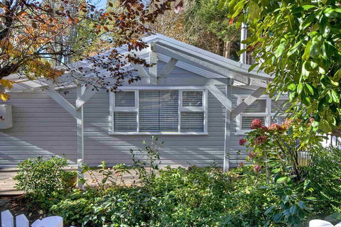 In The Blue - Maitland Accommodation 1