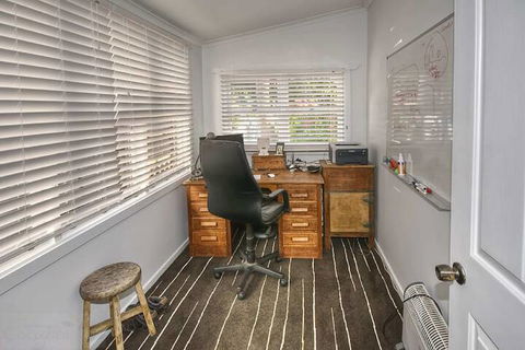 In The Blue - Maitland Accommodation 4