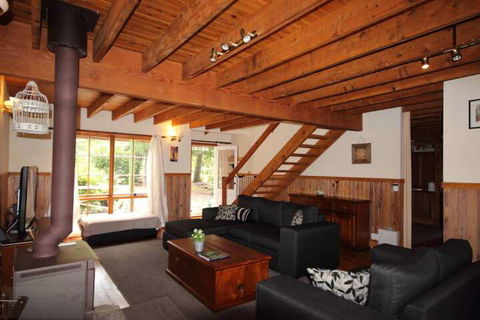 Our Glenbogle - Maitland Accommodation 7