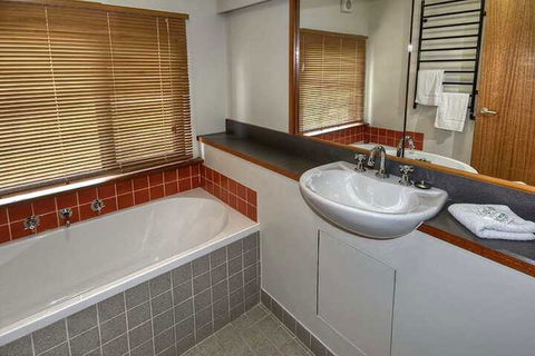 Delmonte - Maitland Accommodation 2